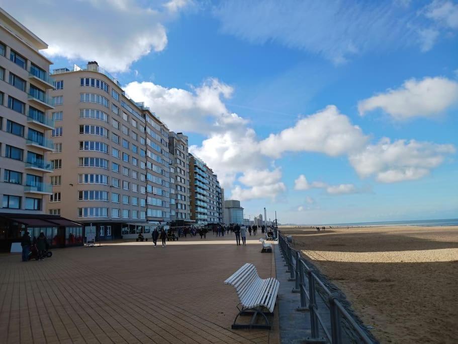 Appartement Jo Vlak Bij Zee Oostende